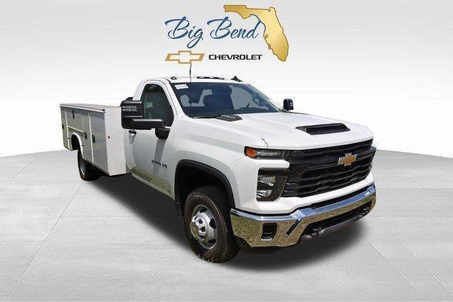 2025 Chevrolet Silverado 3500 HD Chassis Cab Work Truck in Summit White — front three-quarter view