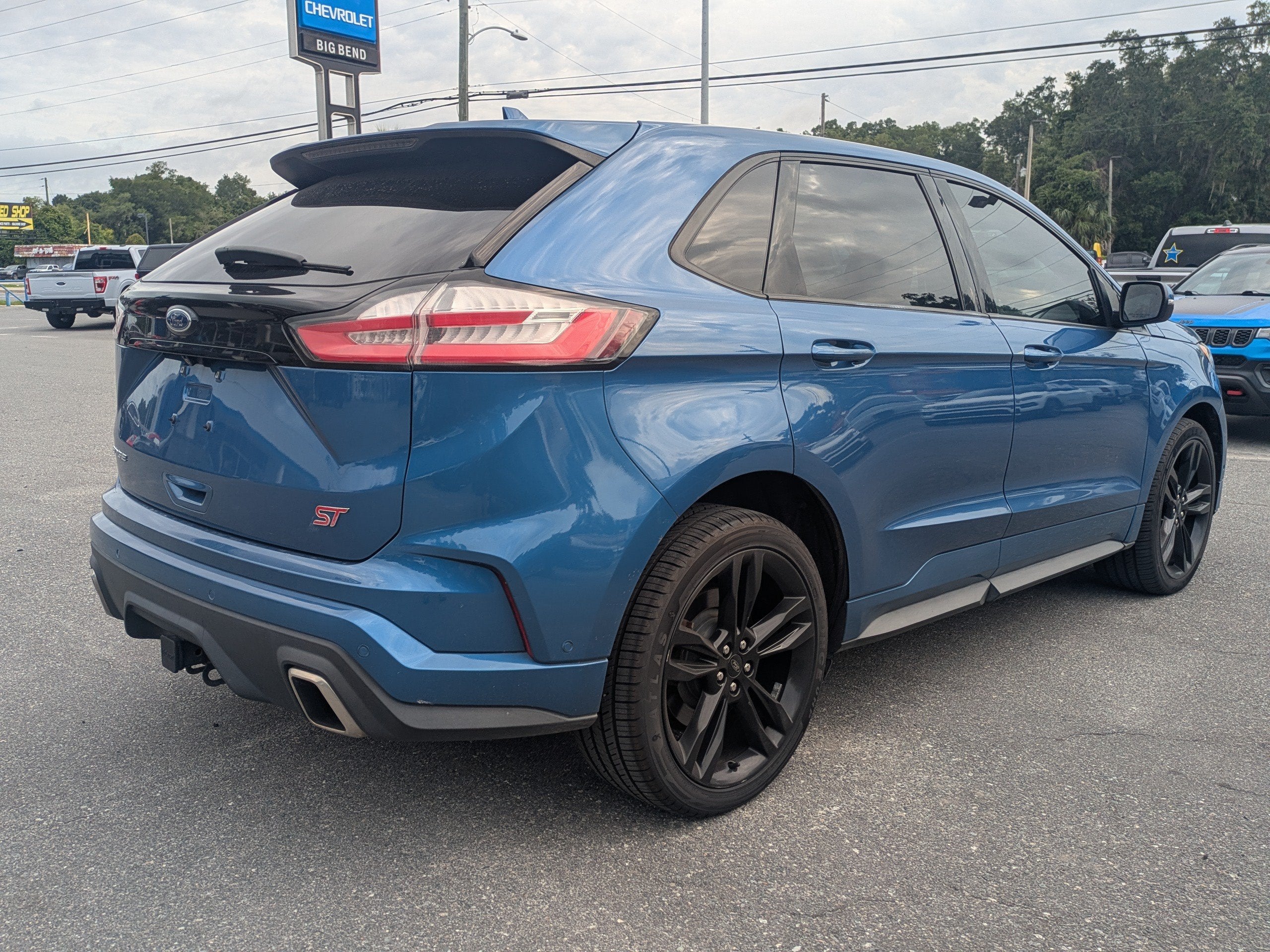 2020 Ford Edge — interior view