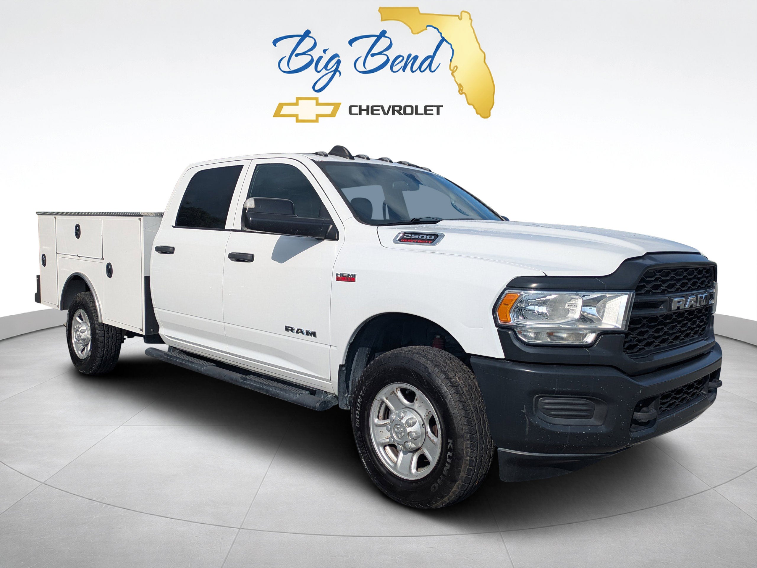 2021 RAM 2500 Tradesman Crew Cab 4x4 8' Box in White — front three-quarter view